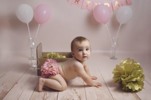 fotografía infantil en ibiza smash cake eivissa childhood photography kid fotógrafo en ibiza fotografía de familia familias eivissa