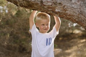 fotografía infantil en ibiza smash cake eivissa childhood photography kid fotógrafo en ibiza fotografía de familia familias eivissa
