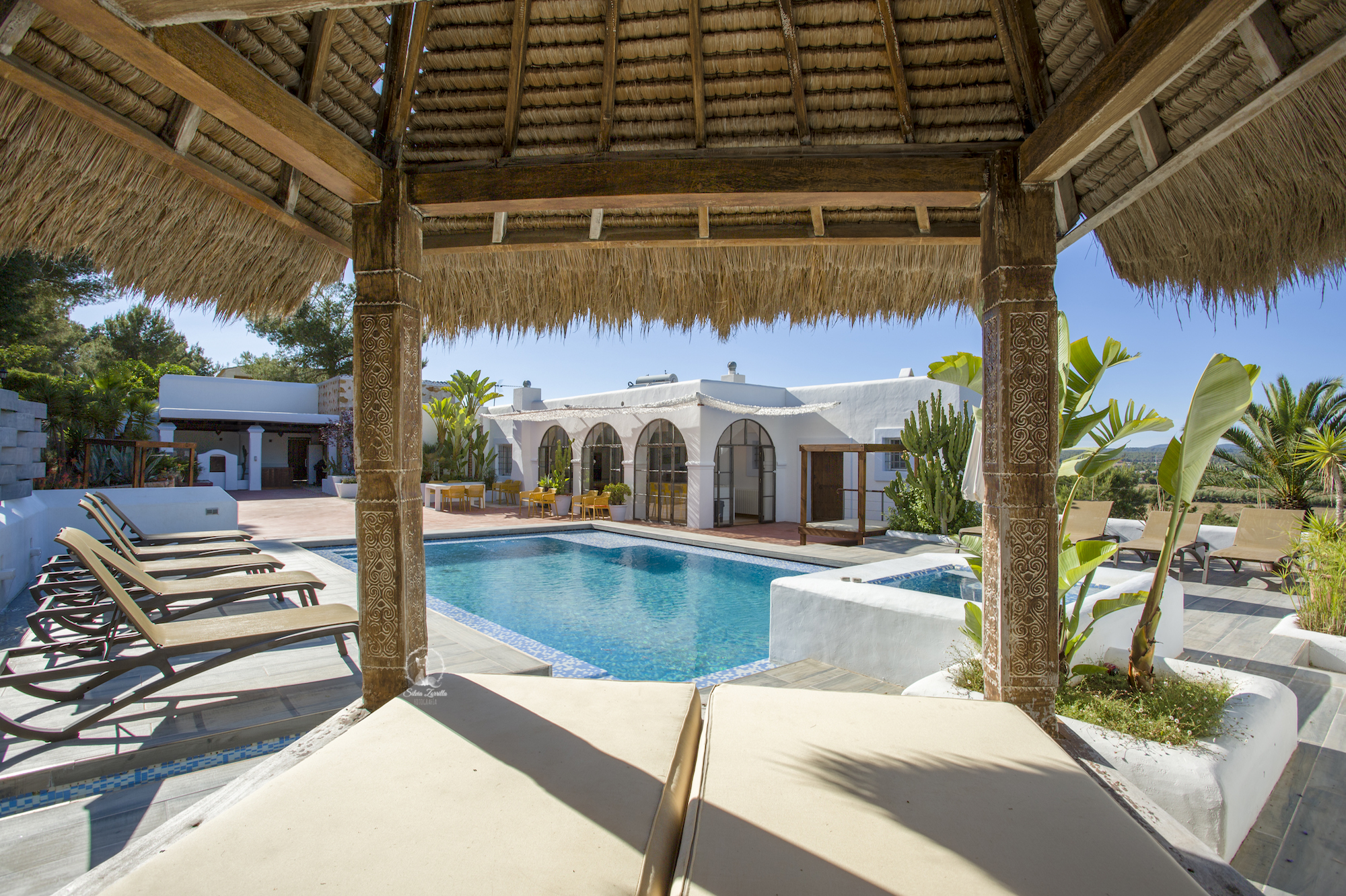 Fotografía de arquitectura en ibiza eivissa fotógrafo de villas photopragher house inmobiliaria