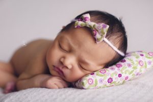 fotografía de recién nacido en ibiza eivissa fotógrafo de bebés en Ibiza newborn photographer fotógrafo infantil en Ibiza evissa estudio de fotografía en Ibiza