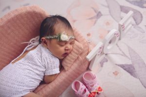 fotografía de recién nacido en ibiza eivissa fotógrafo de bebés en Ibiza newborn photographer fotógrafo infantil en Ibiza evissa estudio de fotografía en Ibiza
