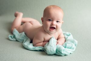 fotografía de bebés en ibiza eivissa formentera fotografía newborn recién nacido estudio de fotografía infantil